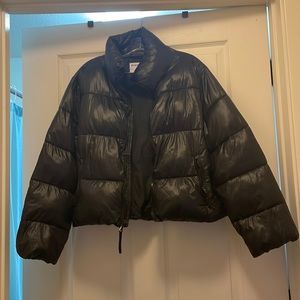 Cropped puffer jacket